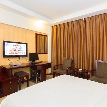 Kaiserdom Hotel Changsha Railway Station Bagian luar foto