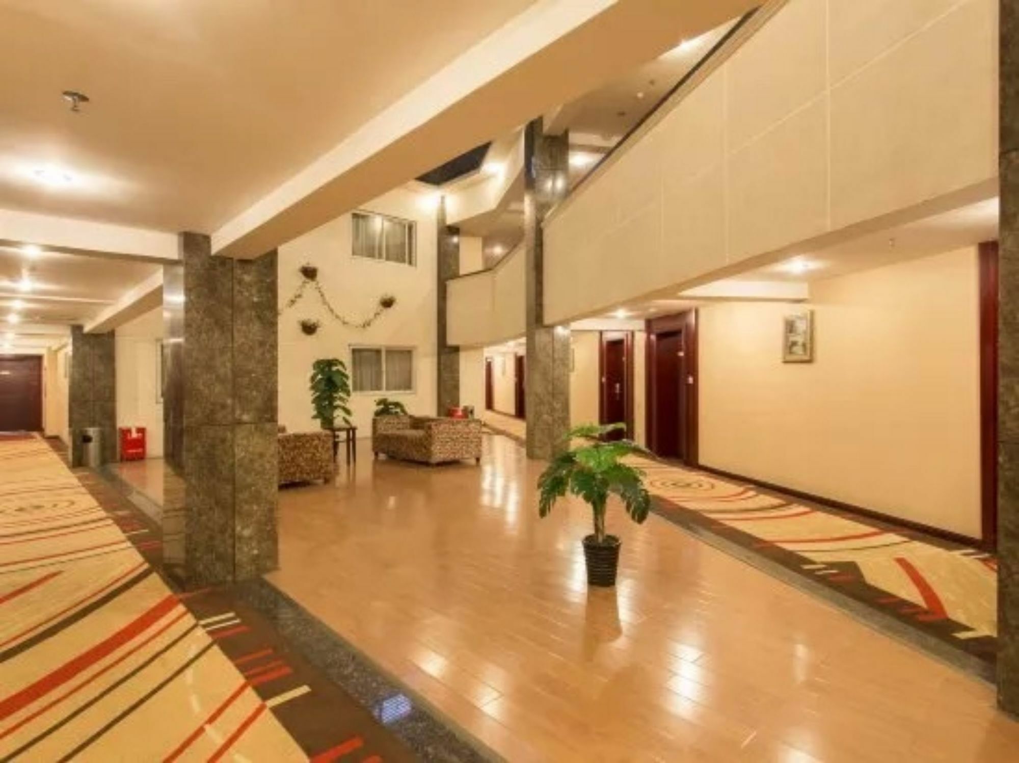 Kaiserdom Hotel Changsha Railway Station Bagian luar foto